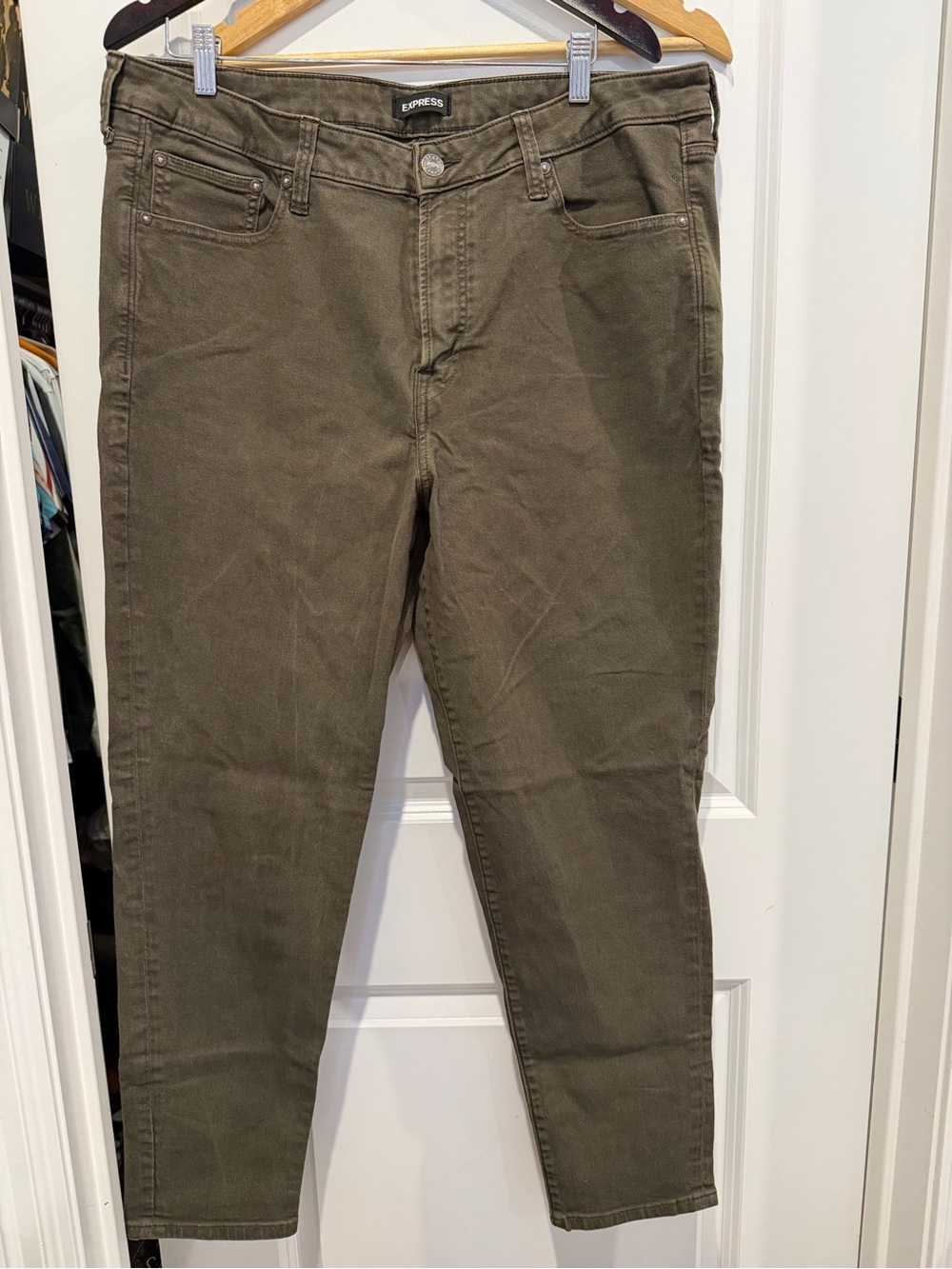 Express Men's Olive Slim Straight Jeans